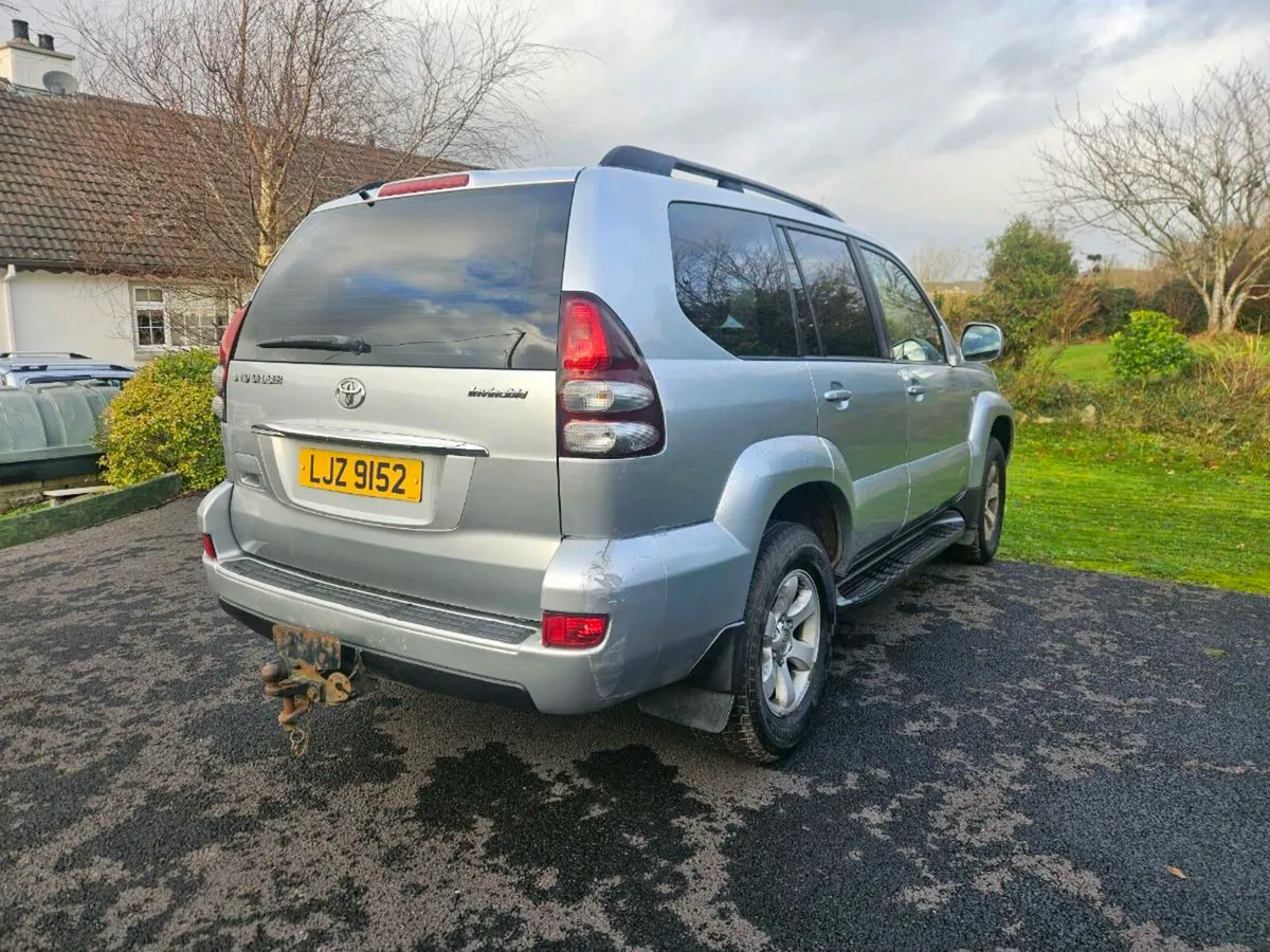 Toyota landcruiser - Image 2