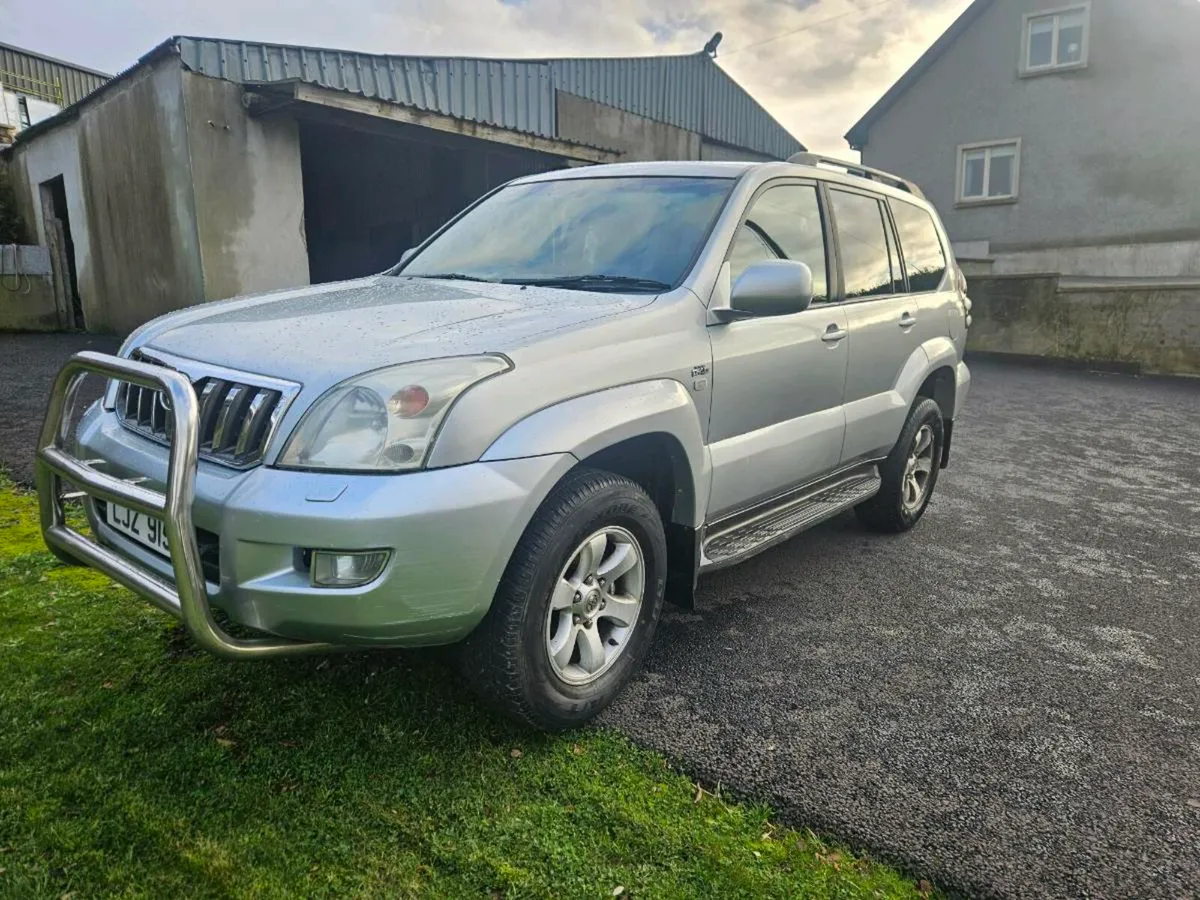 Toyota landcruiser - Image 3