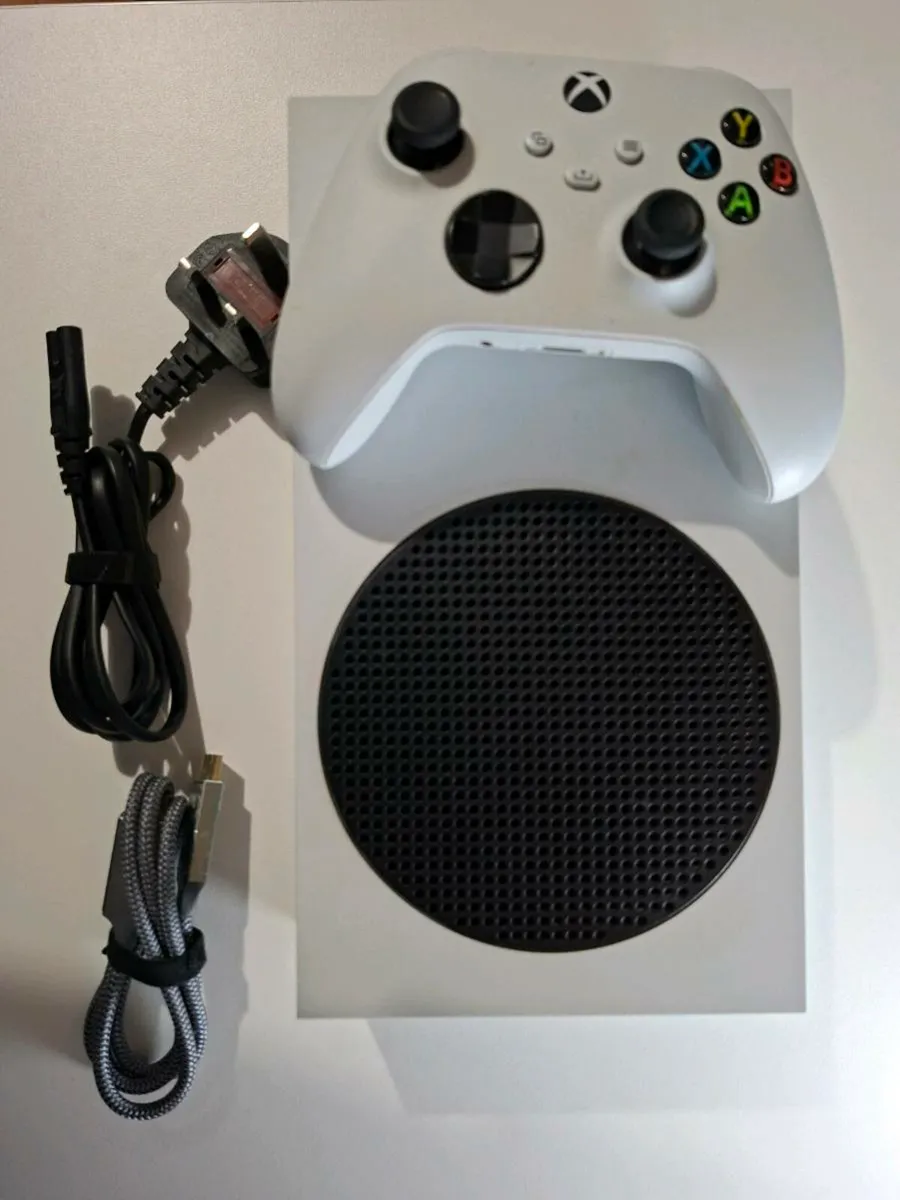 Xbox Series S (512 GB) - White - Image 1