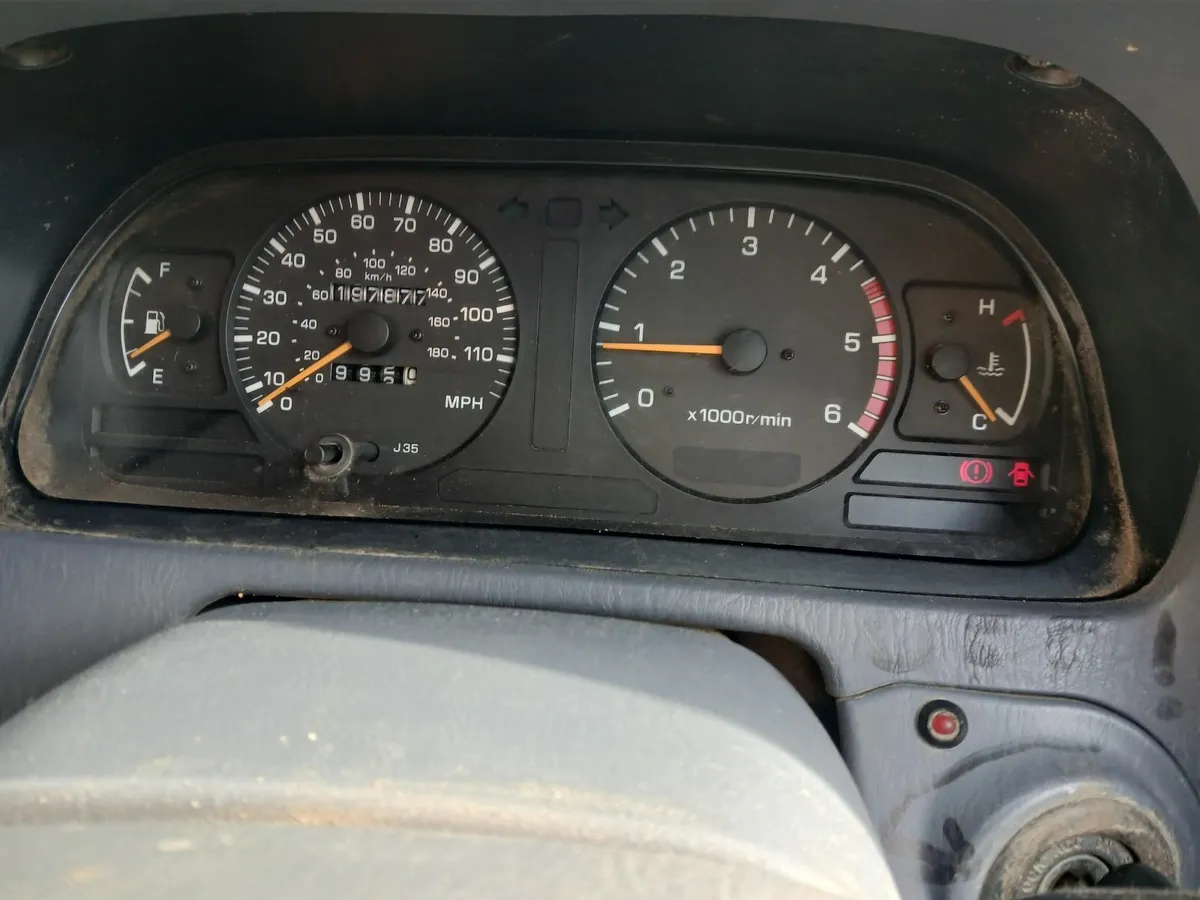 Toyota Land Cruiser 1998 - Image 2