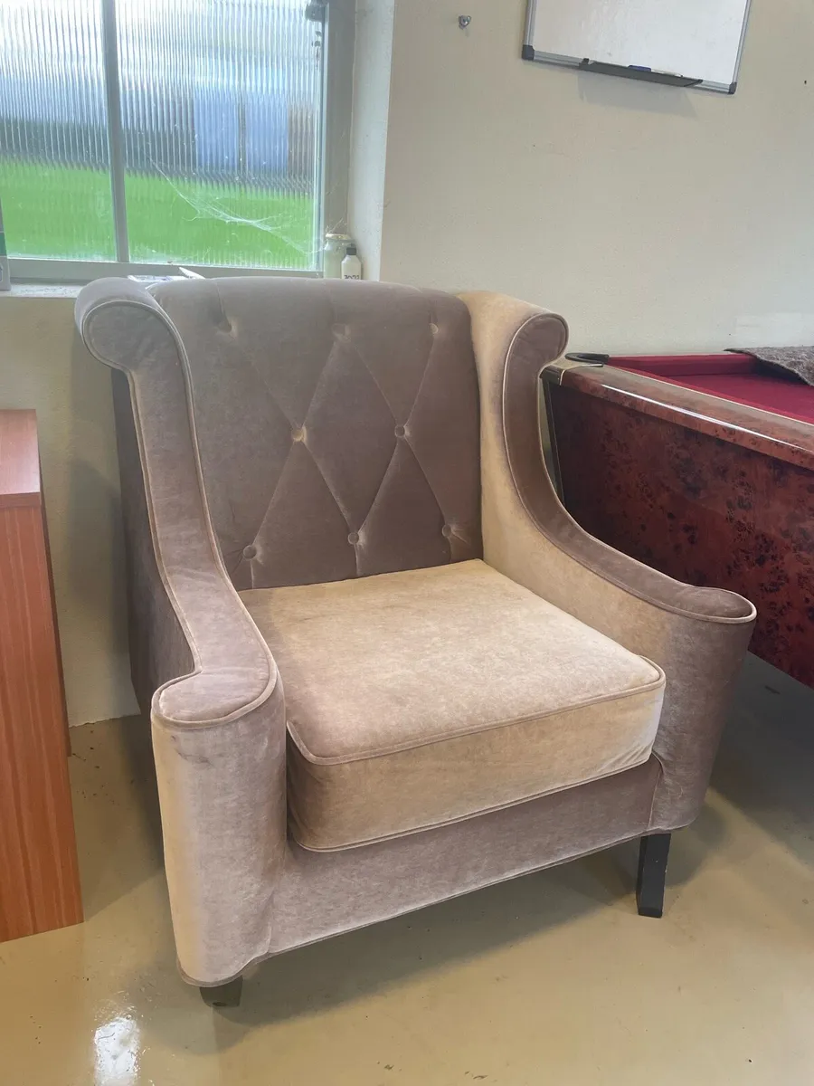 Armchair - Image 1