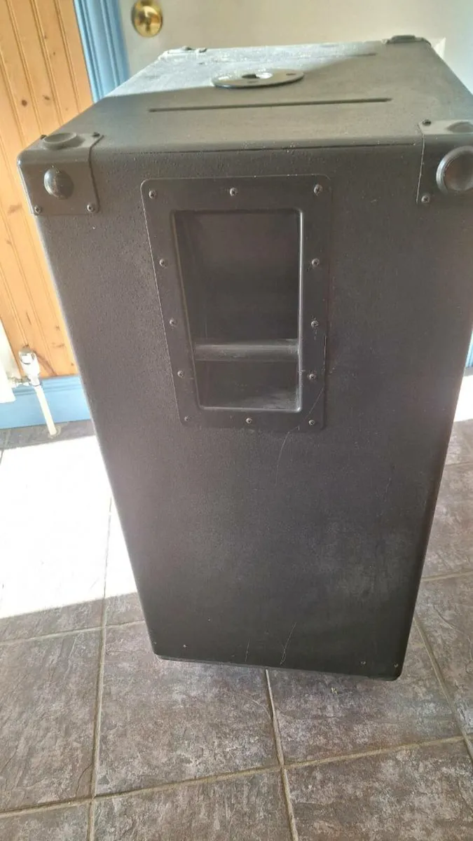 Bose Speaker - Image 4