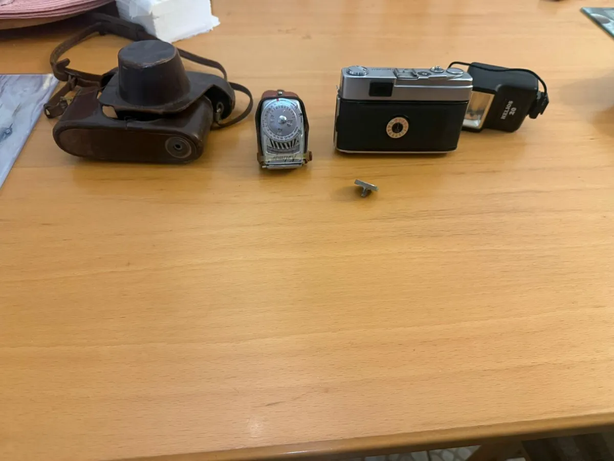 Retro camera Minolta A 5 - Image 4