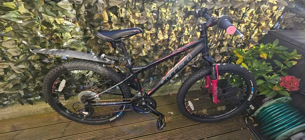 Carrera Luna black and pink mountain bike 24"wheel - Image 1