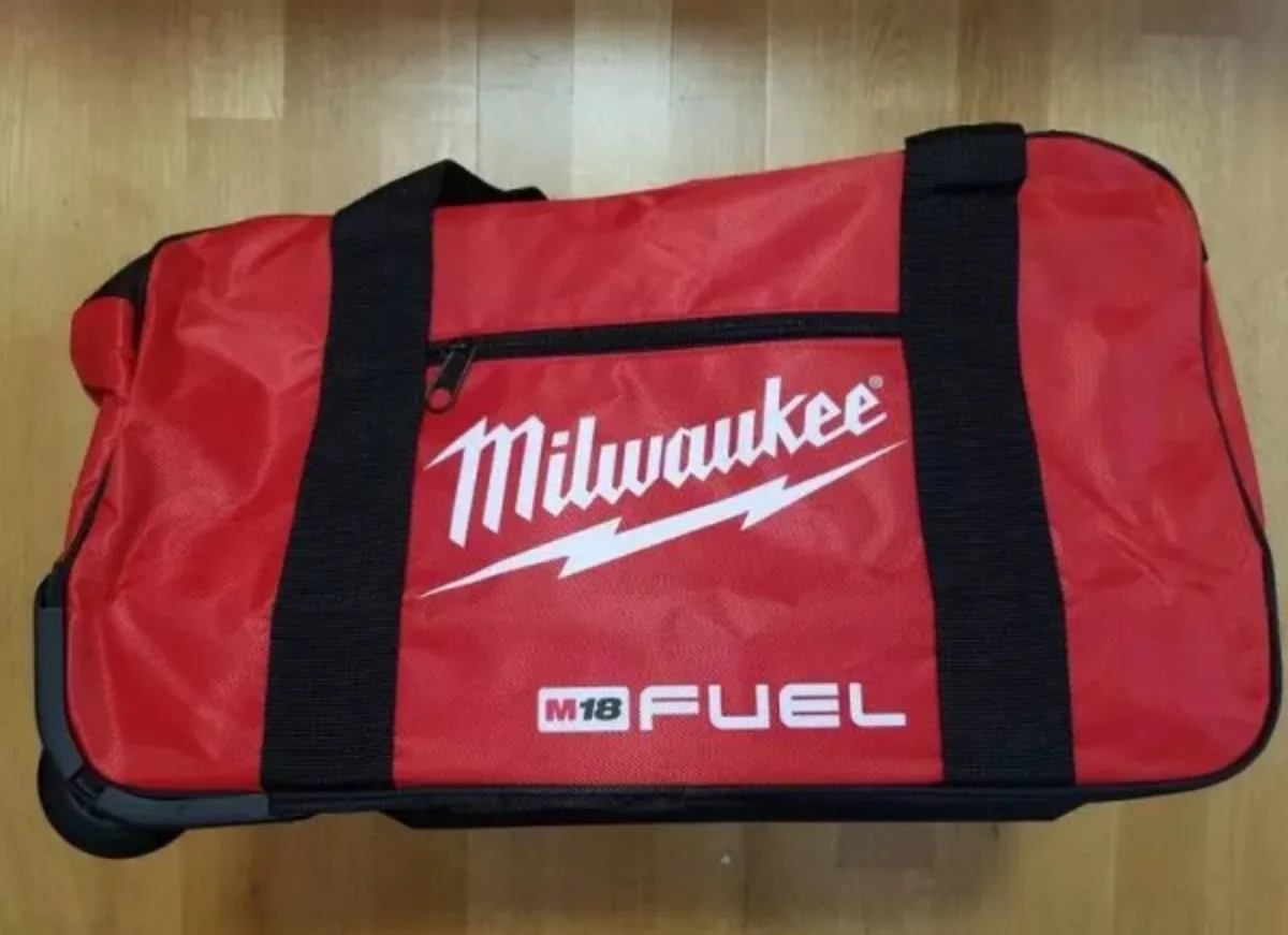 Milwaukee Large Wheeled Tool Bag - Image 2