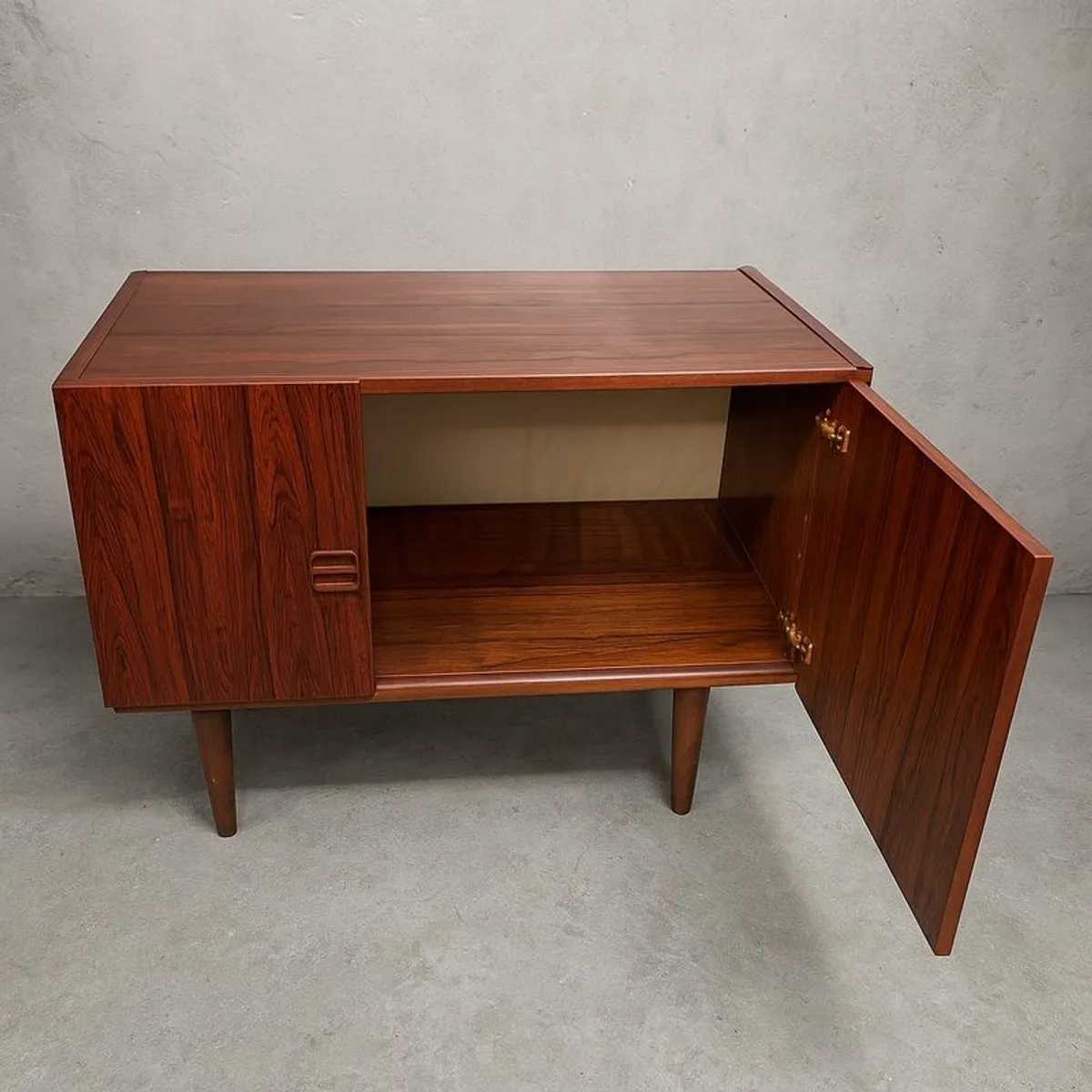 Mid century sideboards cabinets drawers nests tables - Image 4