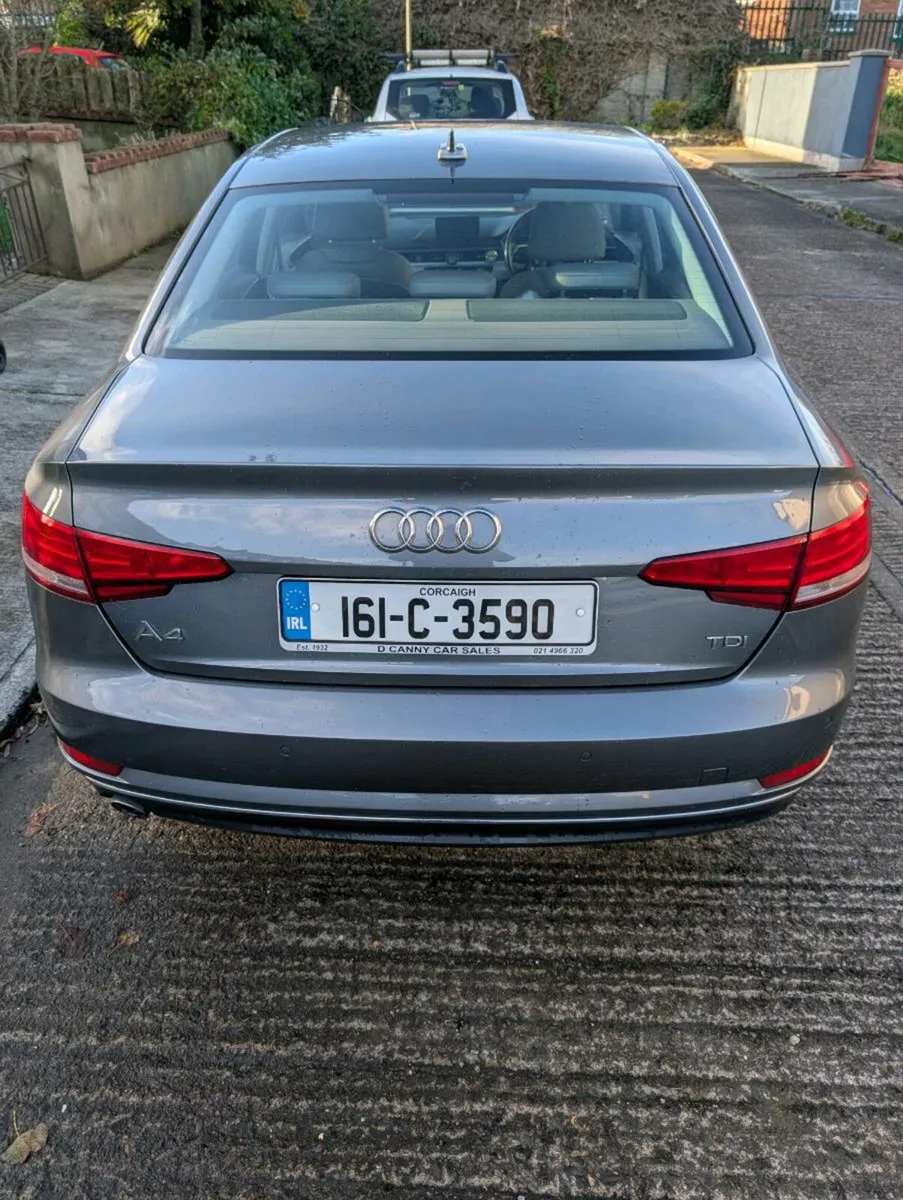 Audi A4 2016 - Image 4