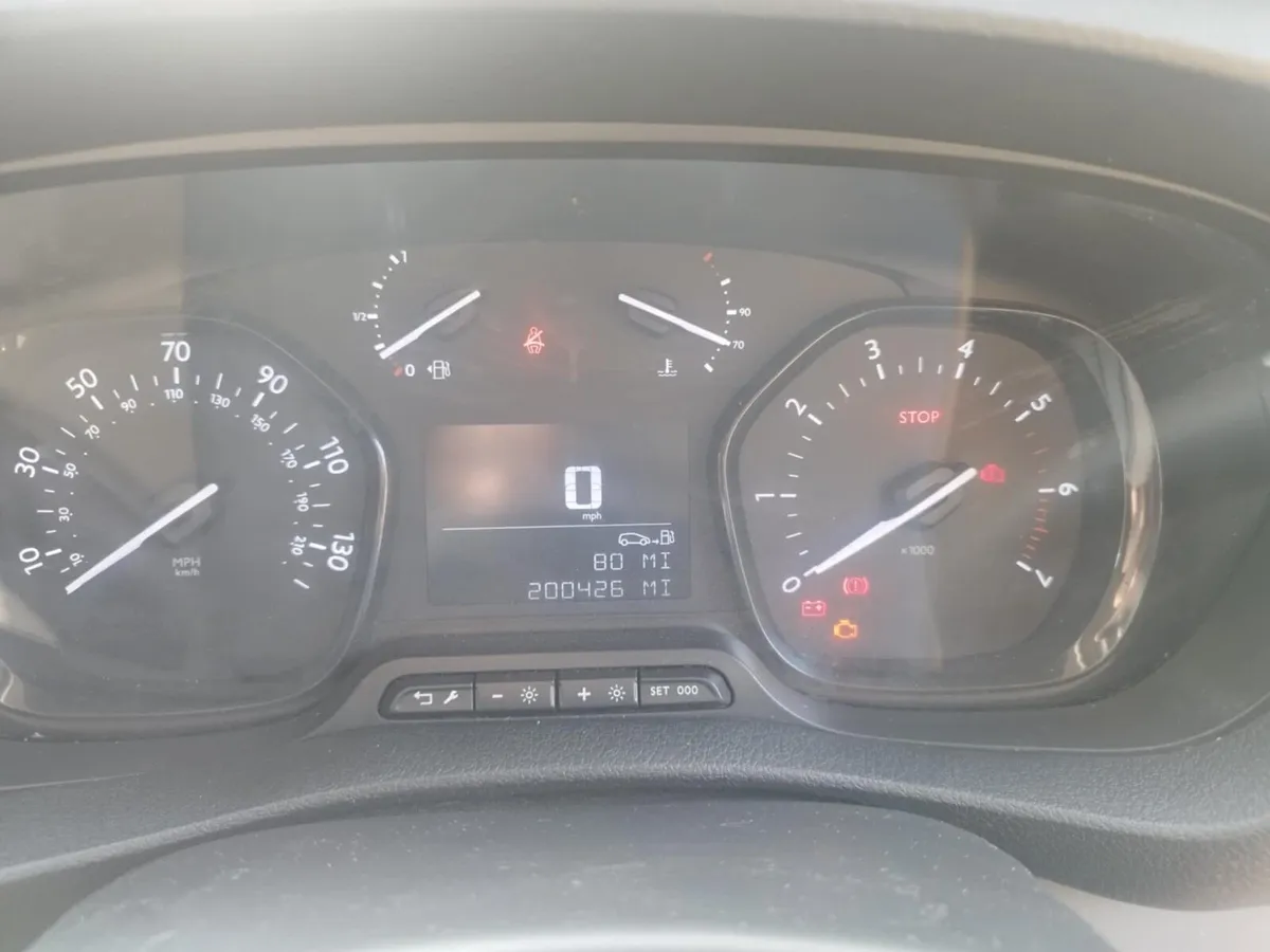 2017 Peugeot Expert 2.0HDI - Image 4