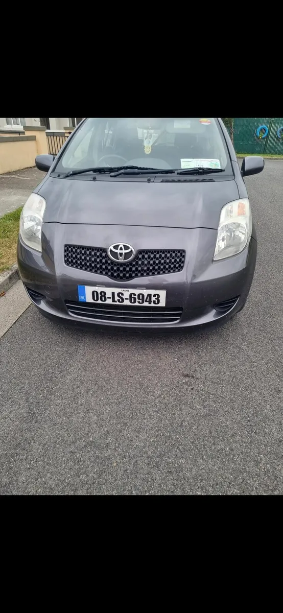 Toyota yaris - Image 4