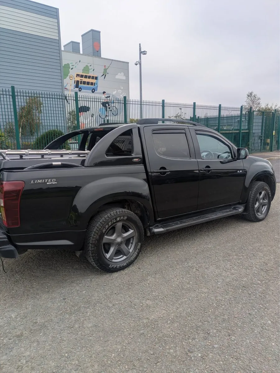 Isuzu D-max - Image 4
