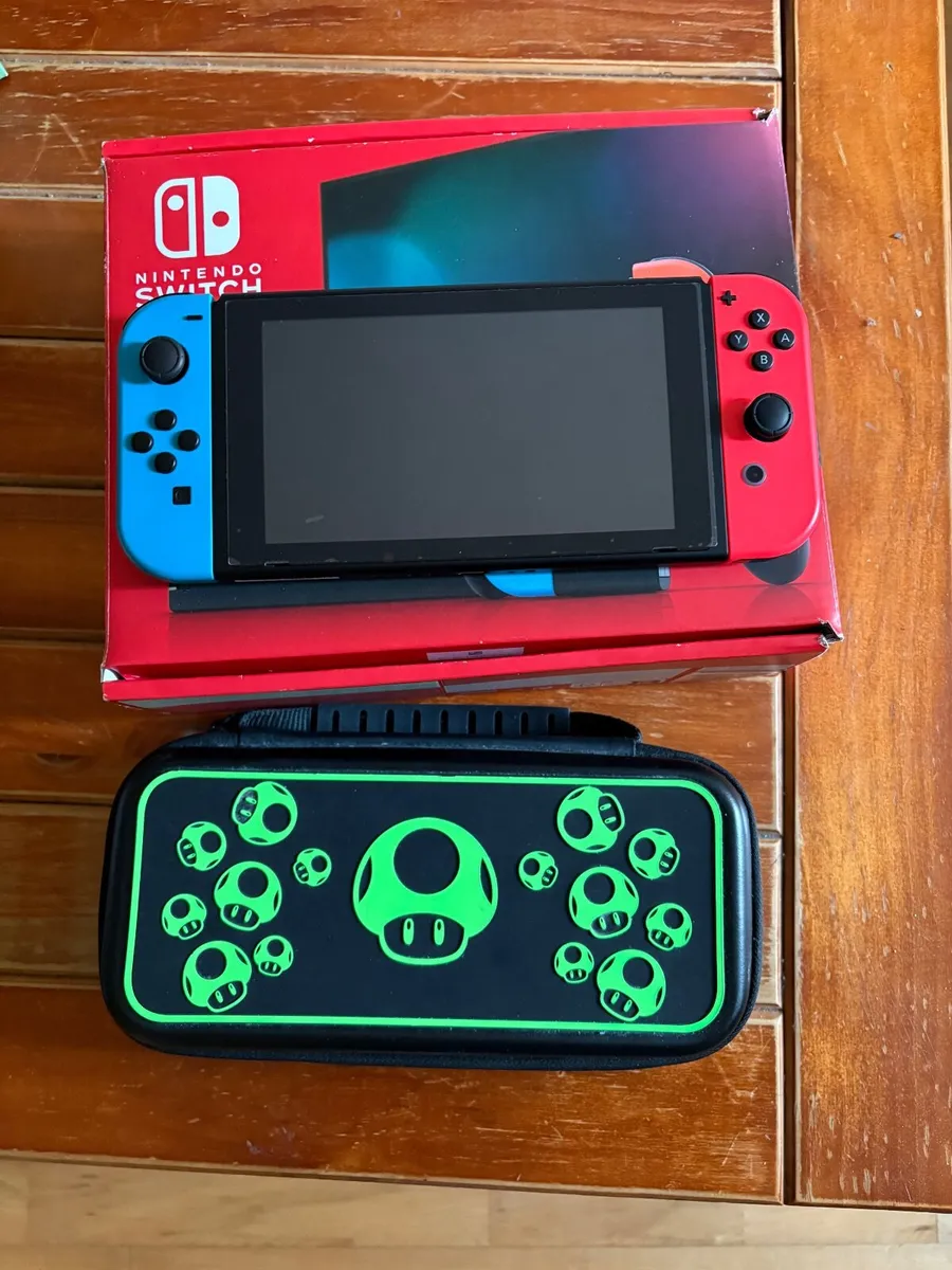 Nintendo Switch - Image 2