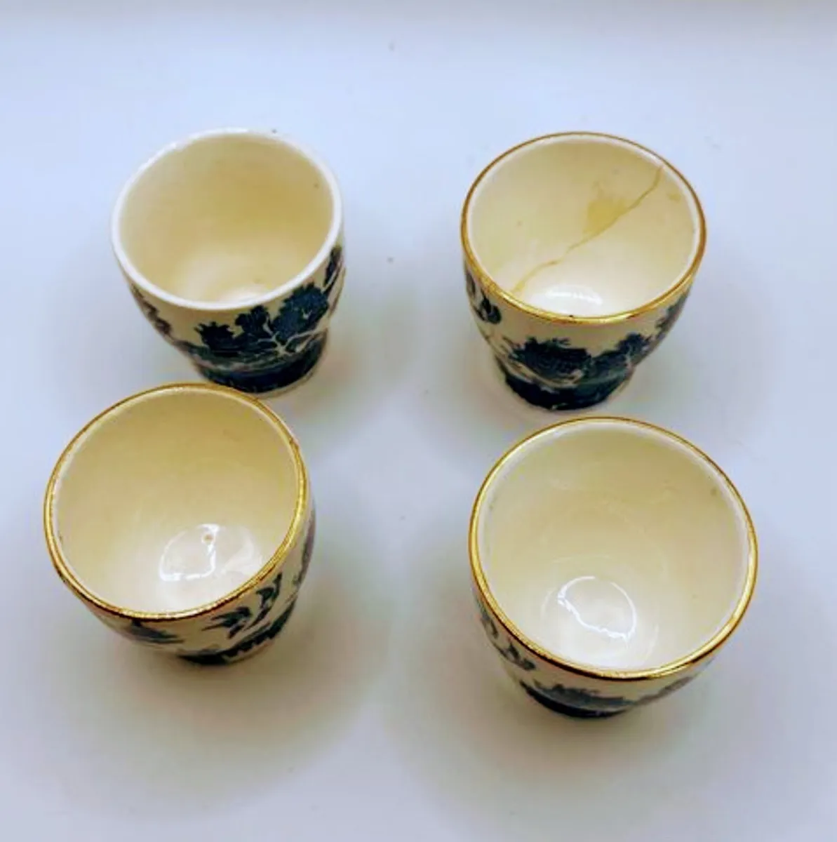 4 Arklow Pottey Blue Willow Egg Cups - Image 2