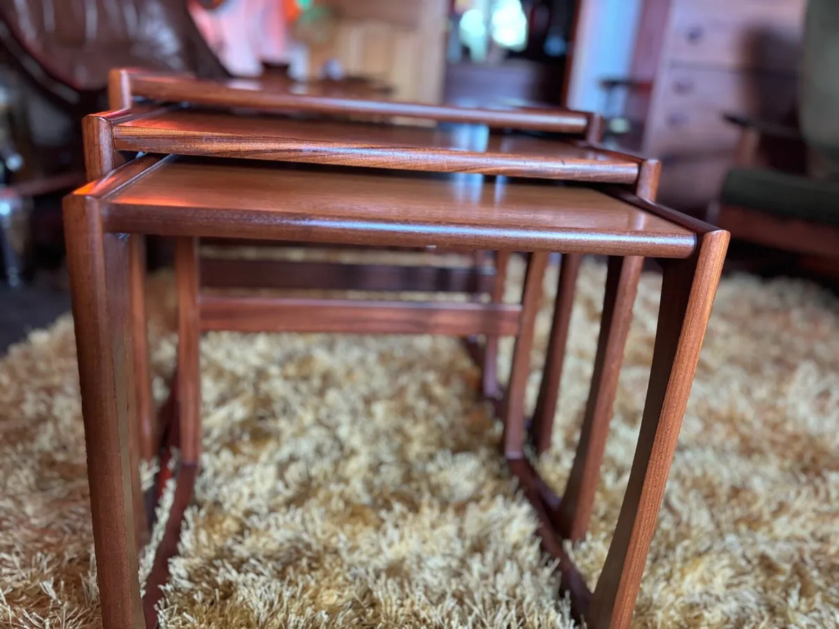 Mid century nest of tables - Image 2