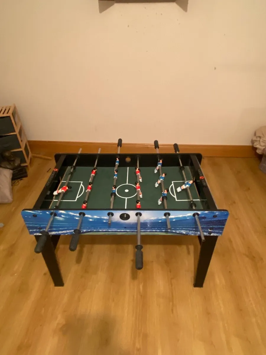 Foosball table - Image 1