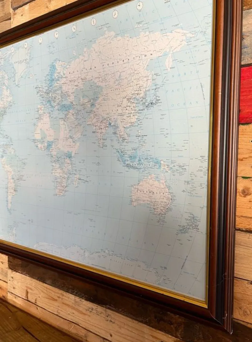 Vintage framed map of the world 1999 - Image 3