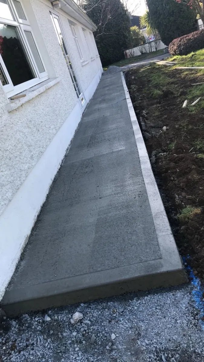 Fencing, concrete-Ground work/machine hire - Image 3