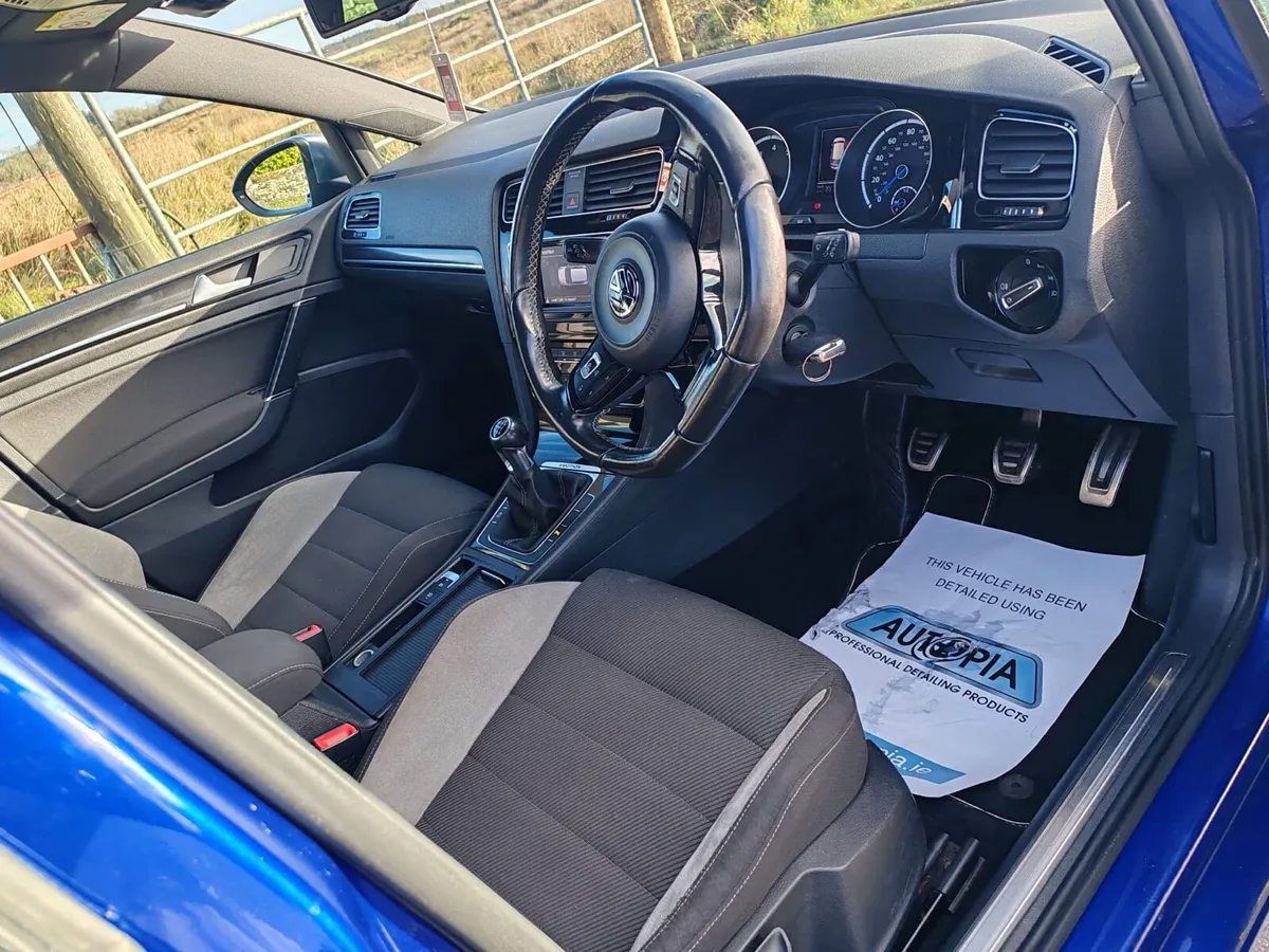 Volkswagen Golf R - Image 3