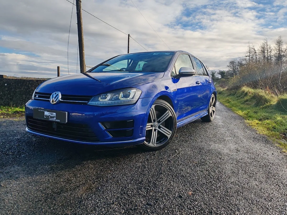 Volkswagen Golf R - Image 4