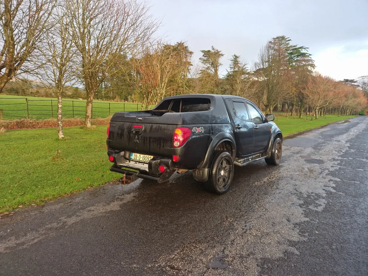 Mitsubishi L200 2009 - Image 4