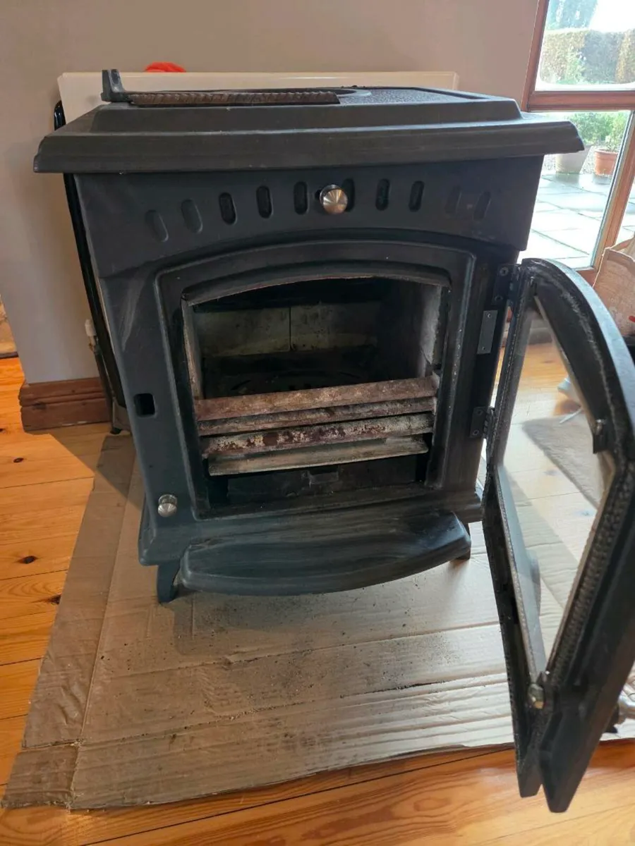 Tara Stanley 8kW Solid Fuel Stove - Image 2