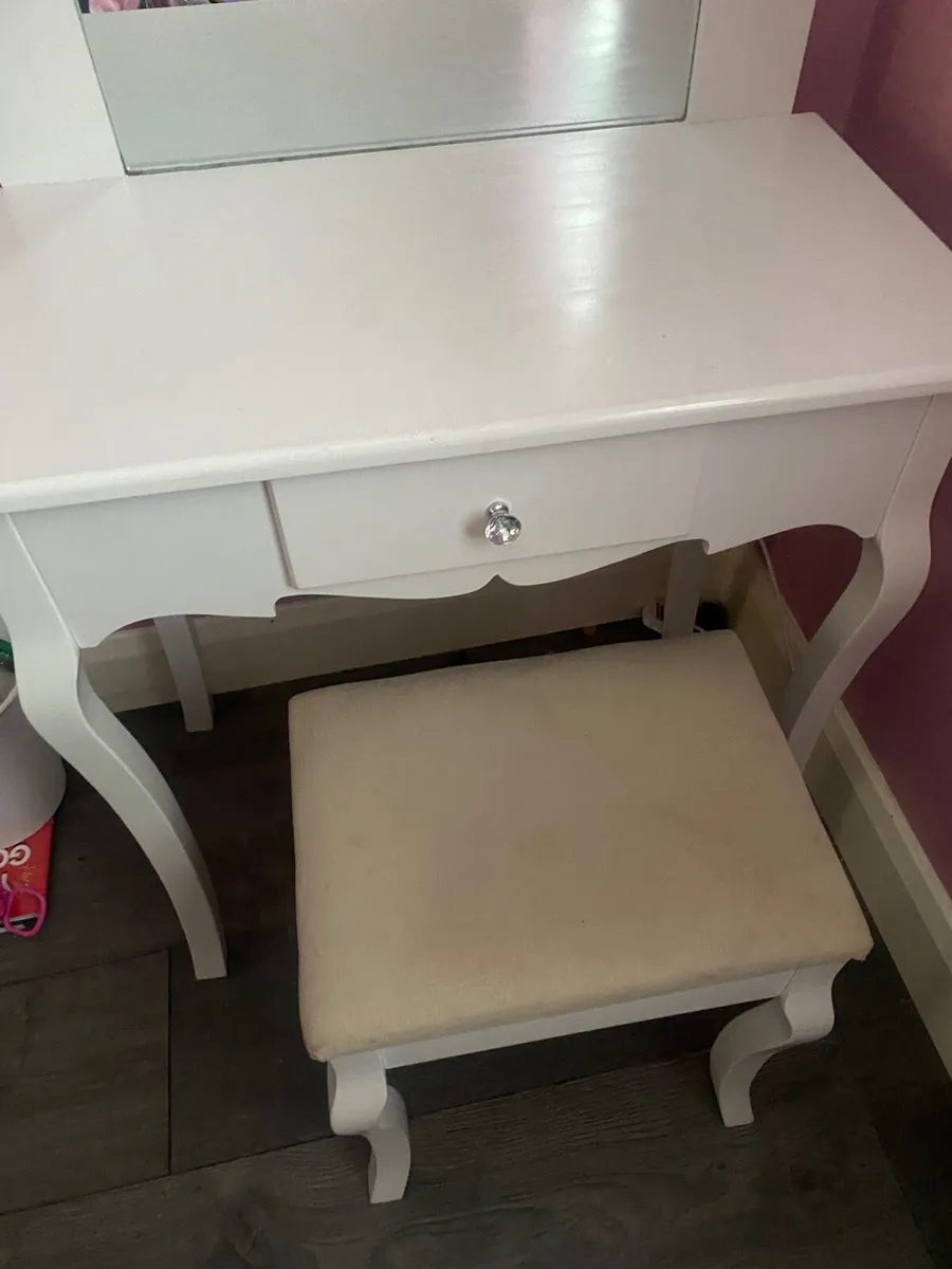 Hollywood Mirror /Dressing Table - Image 4