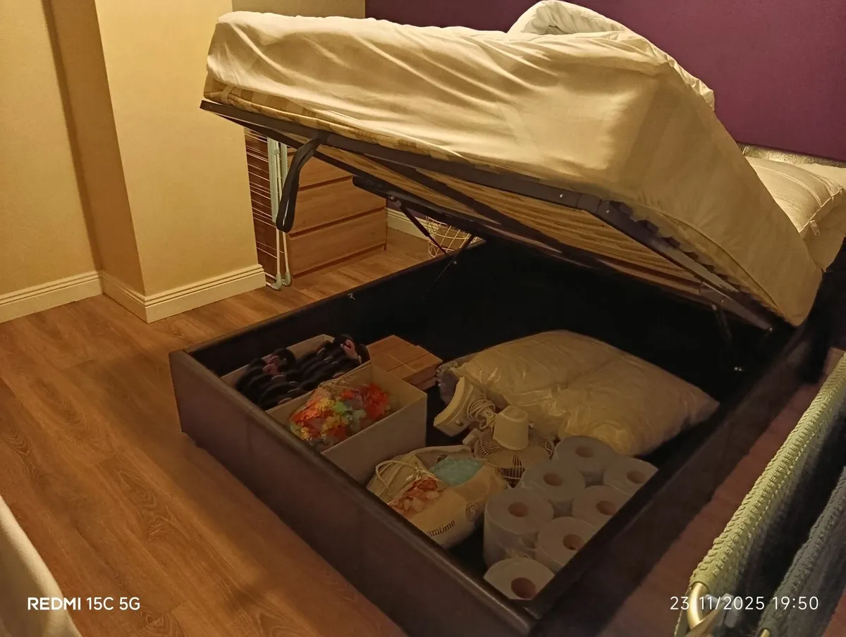 Double ottoman bed, mattress & mattress topper - Image 3