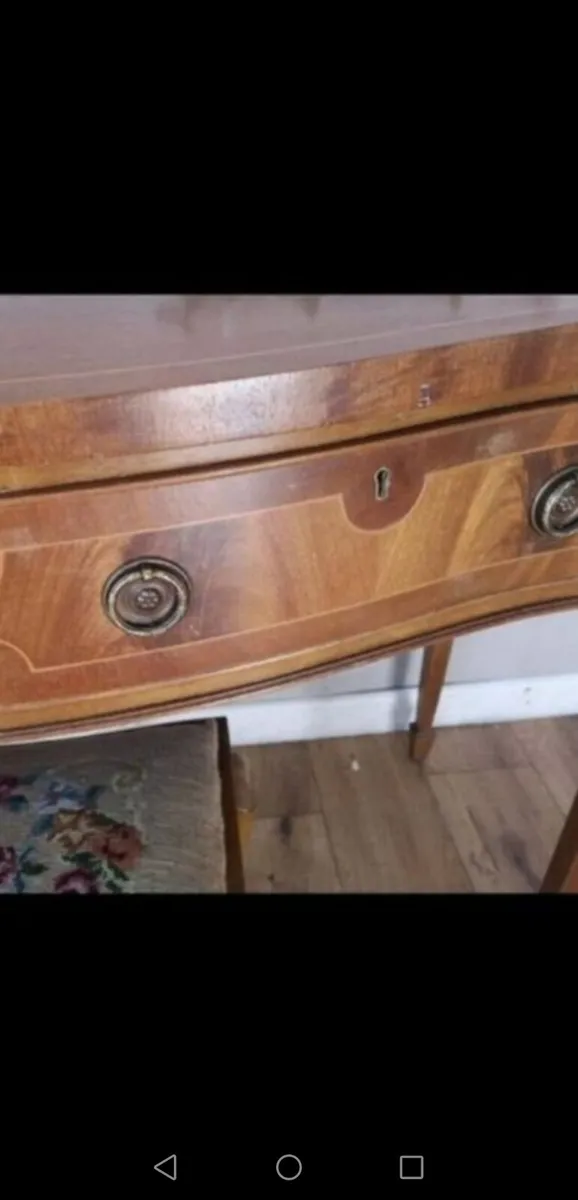 **CLEARANCE** - Stunning Console Table - - Image 2