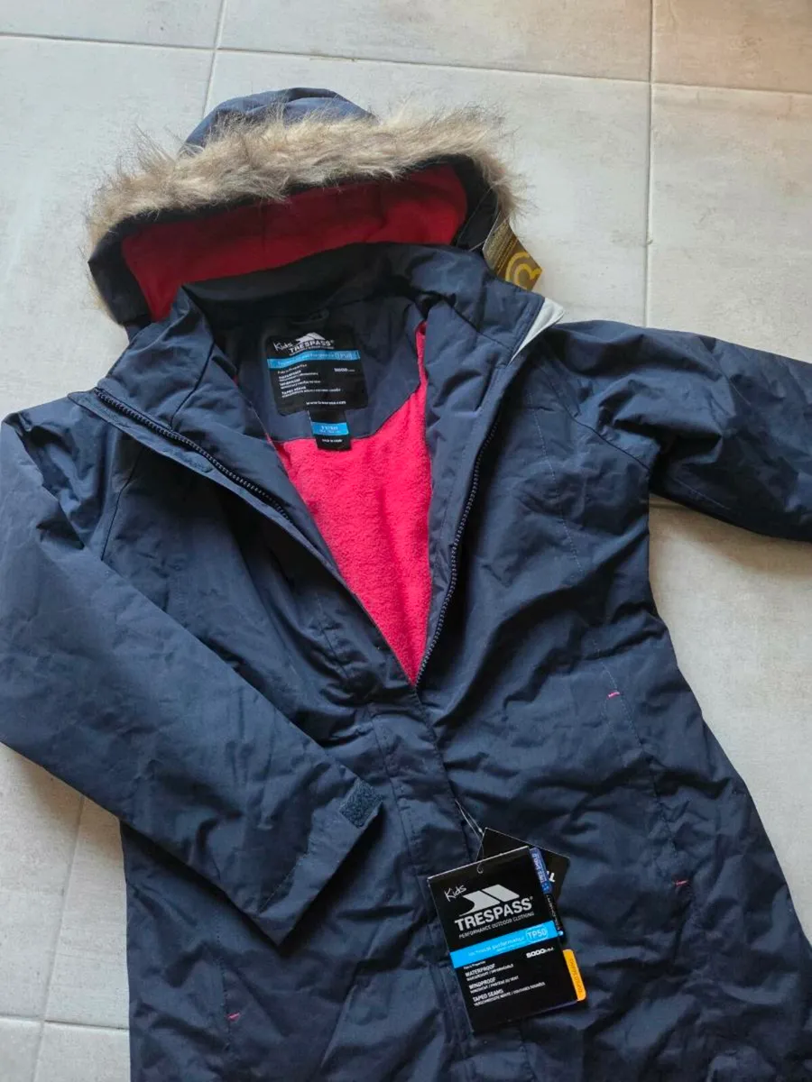 11-12years, With Tags Trespass Waterproof Jacket - Image 2