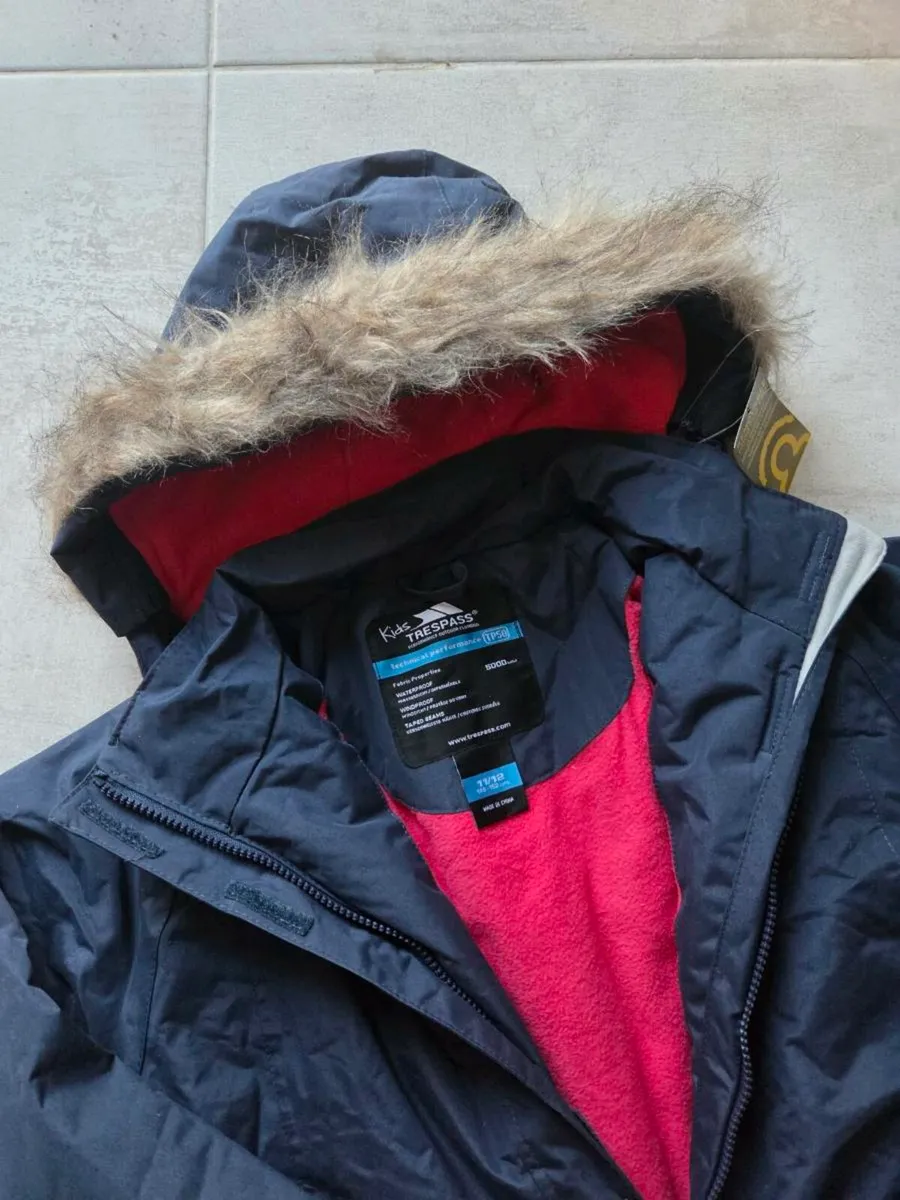 11-12years, With Tags Trespass Waterproof Jacket - Image 3