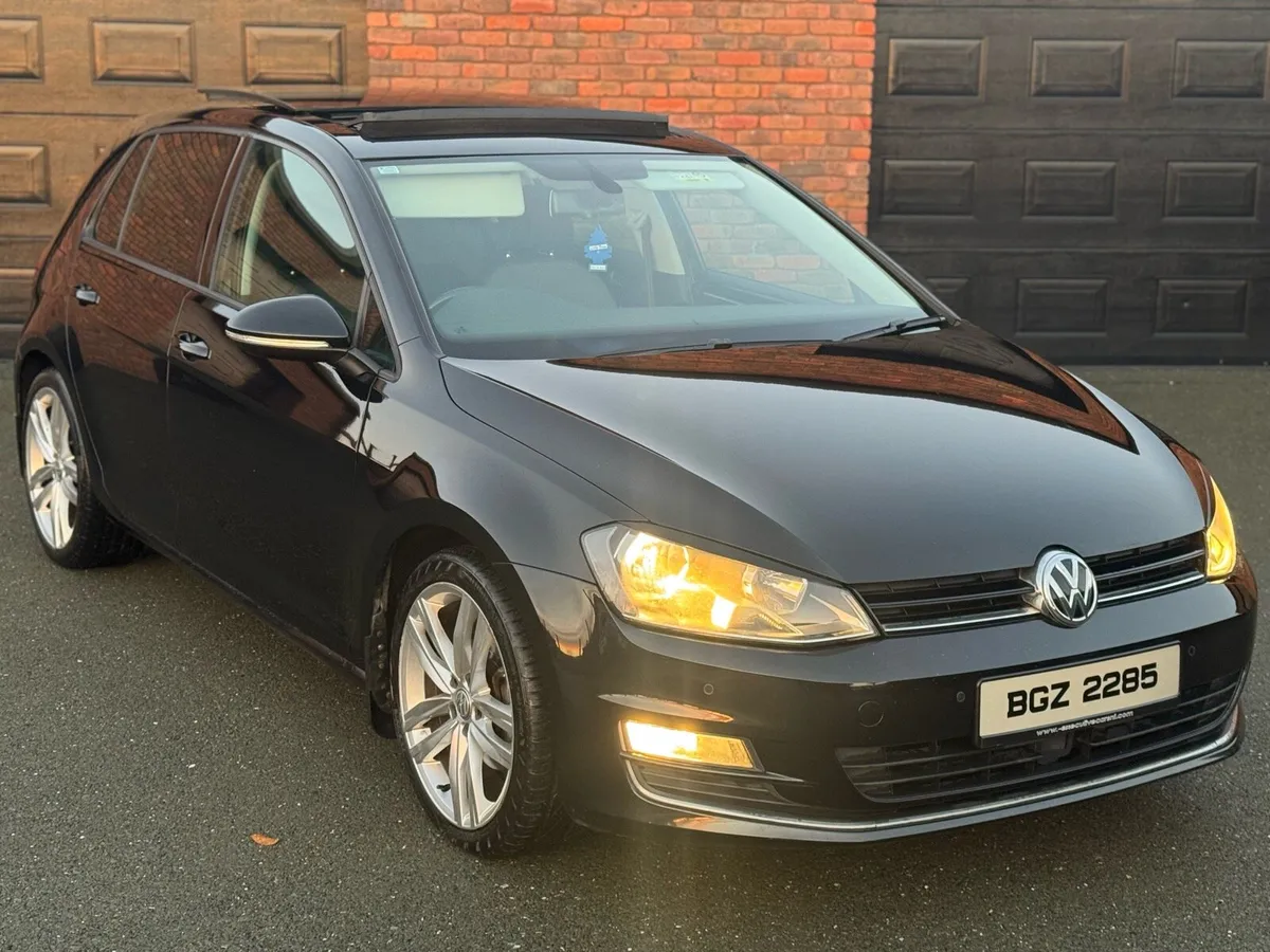 1.6 Volkswagen GOLF GT SUNROOF / IRISH REG €13995 - Image 2