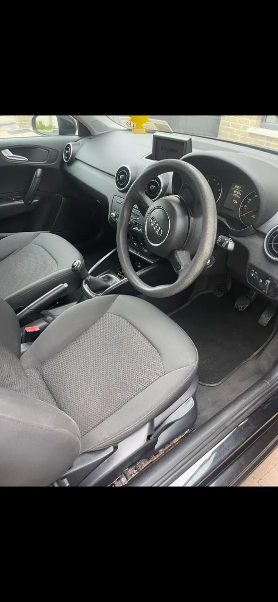 Audi A1 2011 - Image 4