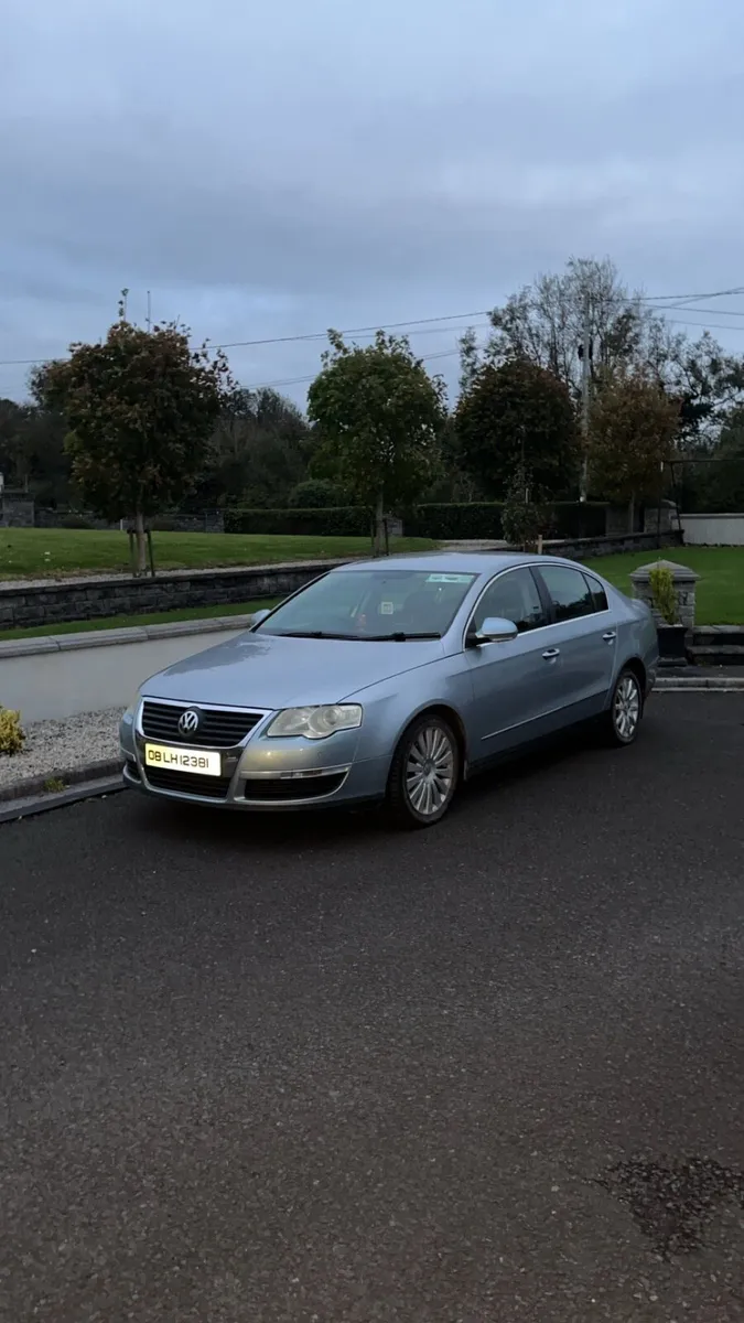 Volkswagen Passat - Image 3