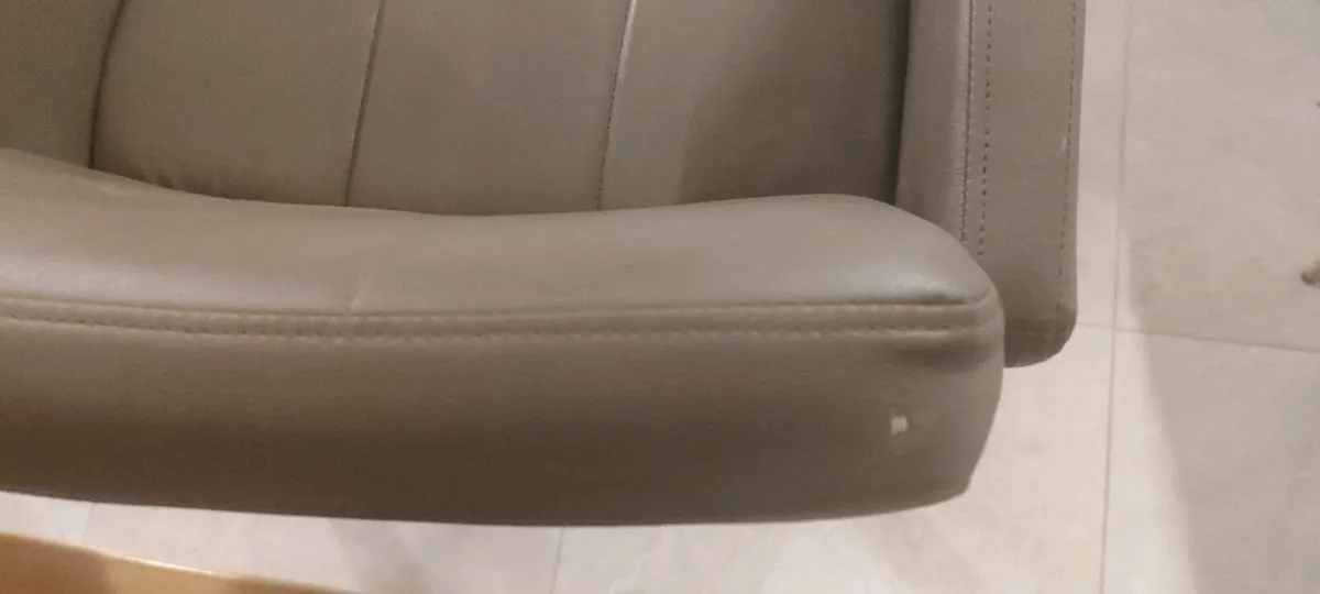 Kitchen bar stools - Image 4