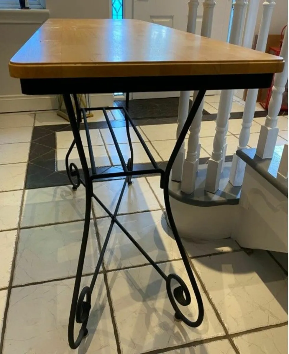 Hall side, lamp, table - Image 4