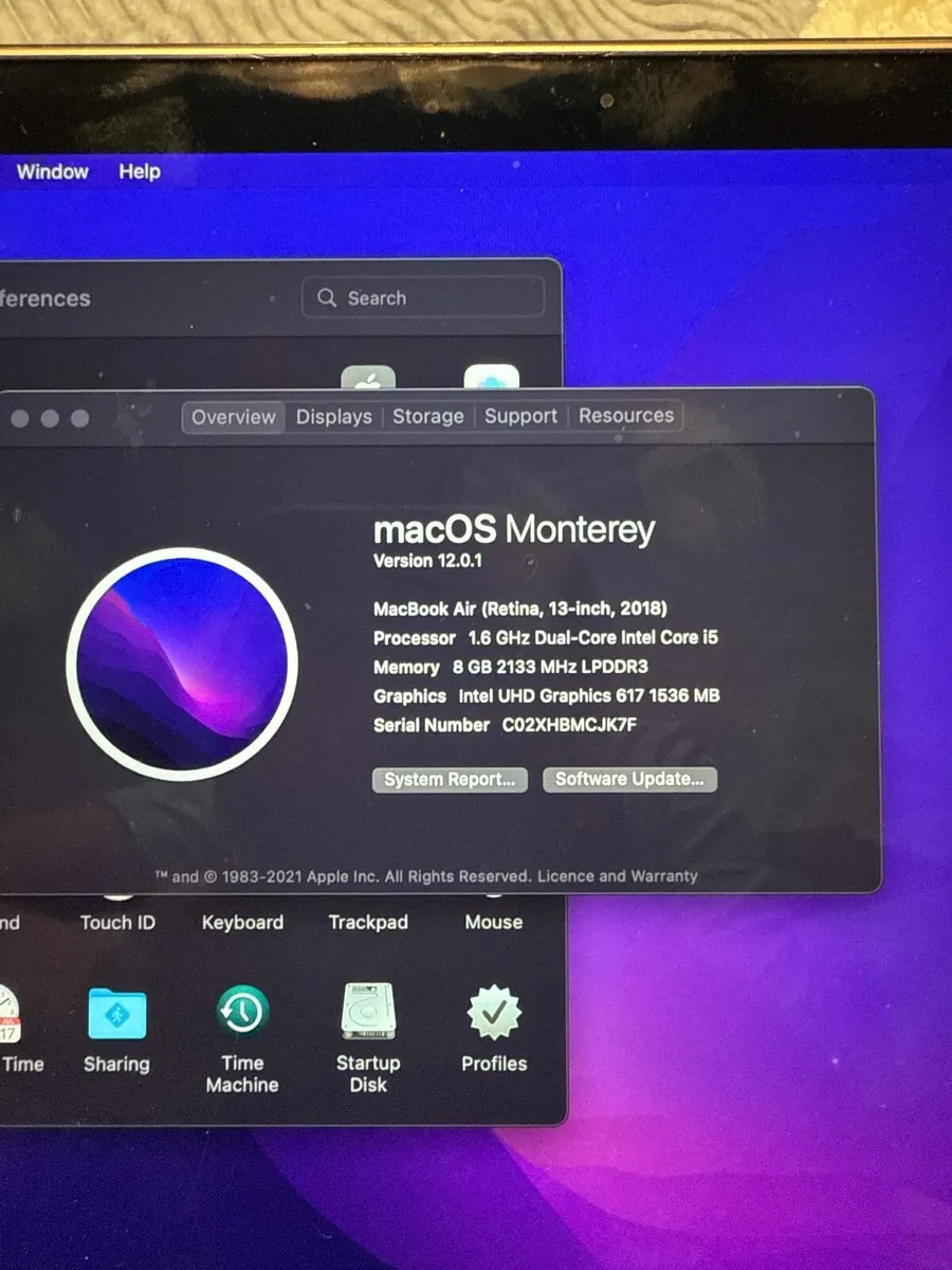 MacBook Air - Image 4