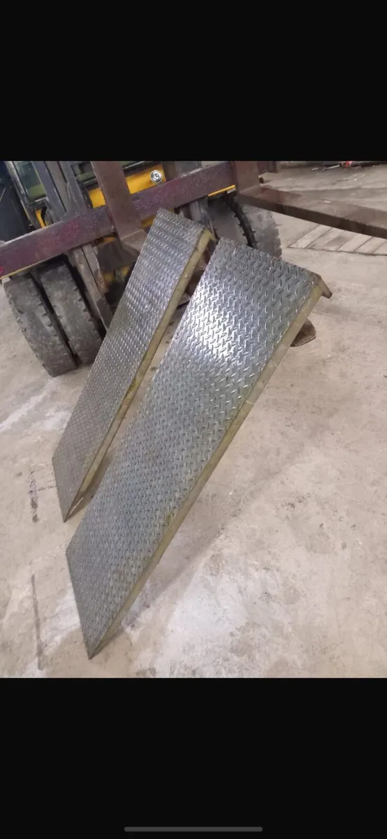 Nooteboom neck ramps - Image 1