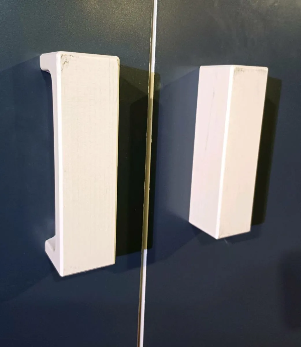 Beautiful Designer Maple Wood Cabinet - Image 4