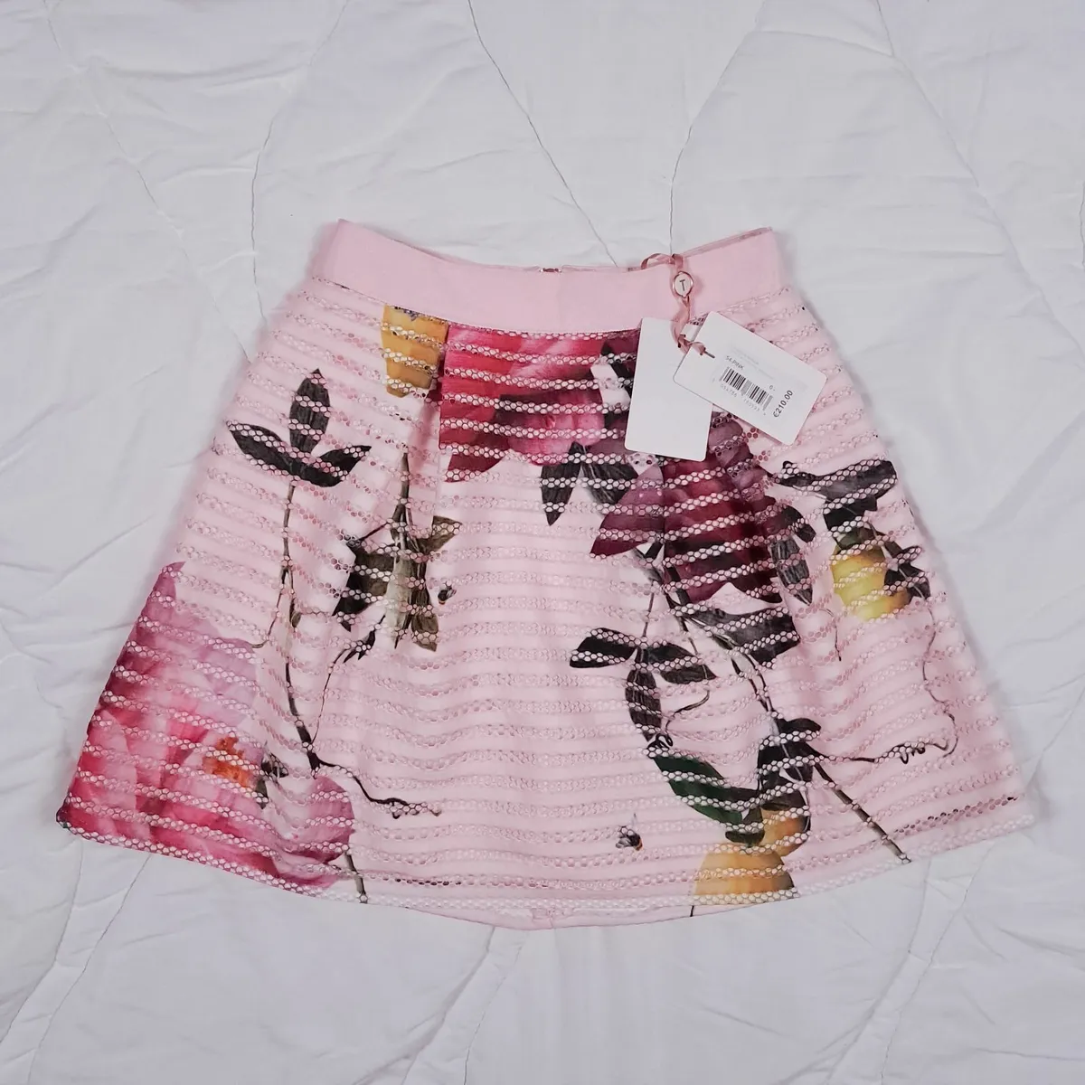 Ted Baker Pink Floral Fit & Flare Mini Skirt 6UK - Image 2