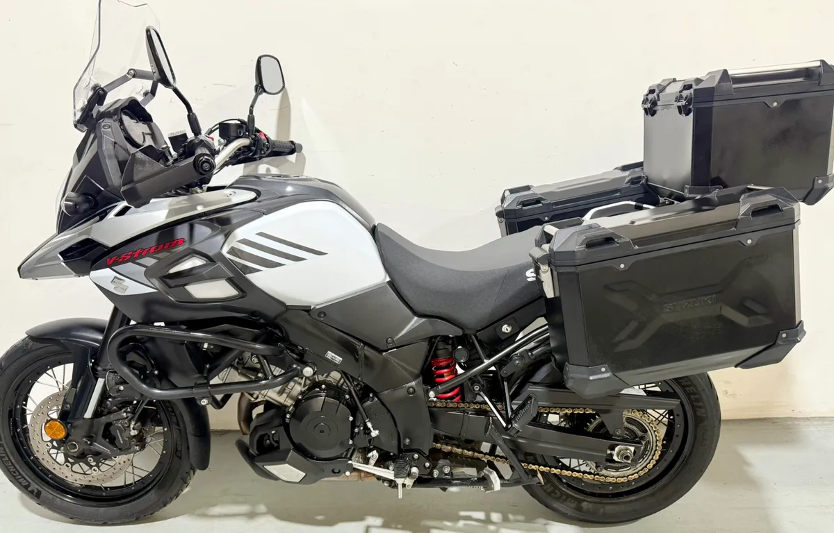 SUZUKI DL 1000  VSTROM - Image 2
