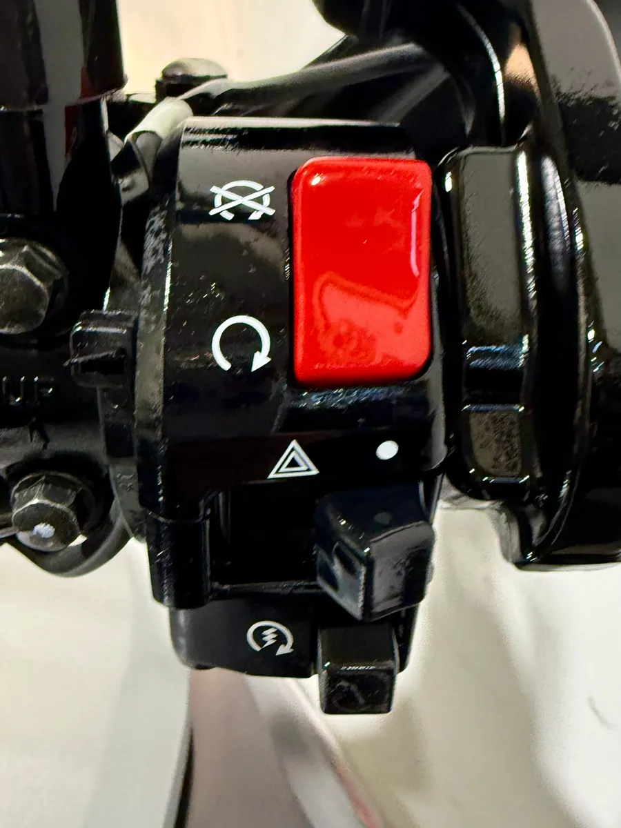 SUZUKI DL 1000  VSTROM - Image 4