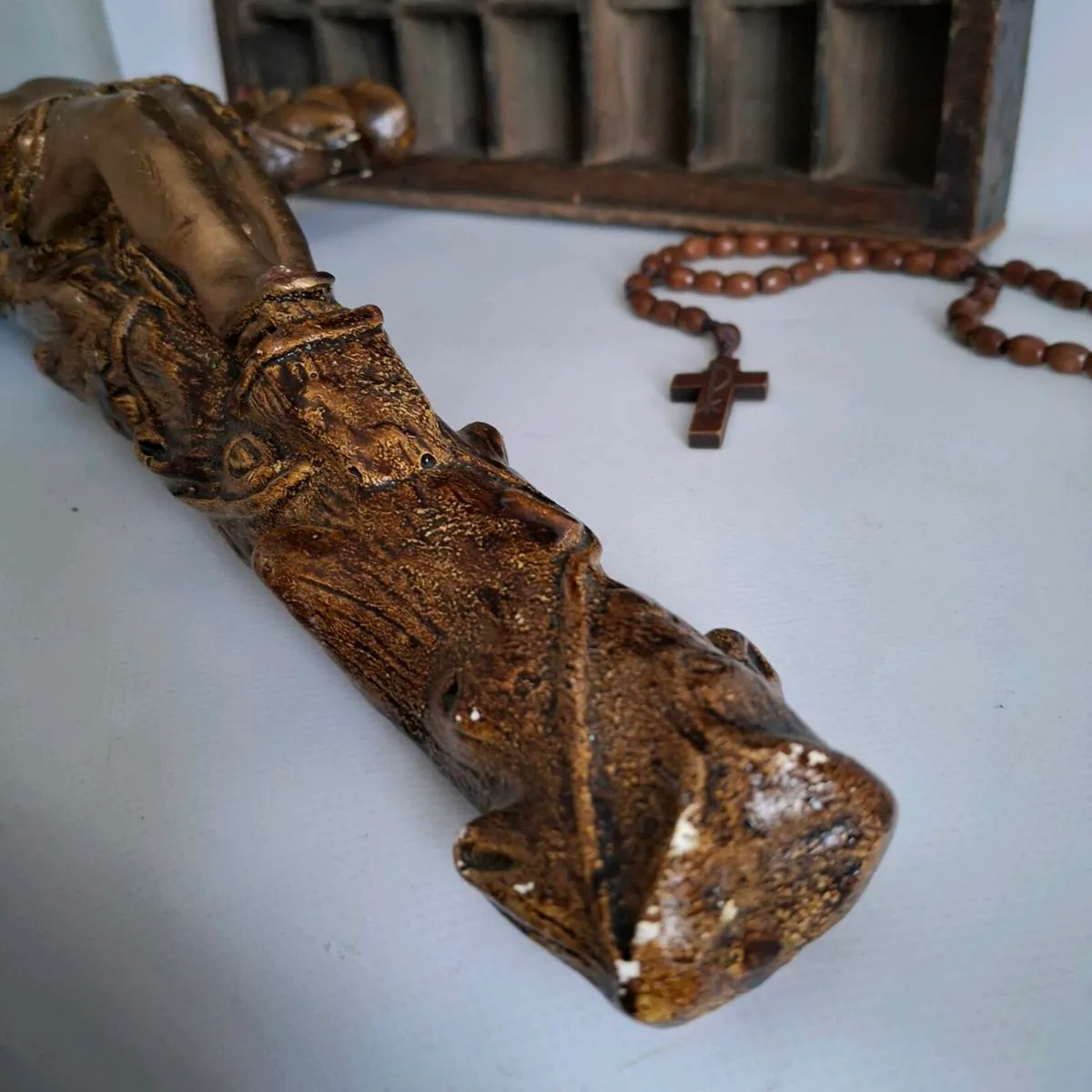 Large Ceramic Folk Art Crucifix - Image 4