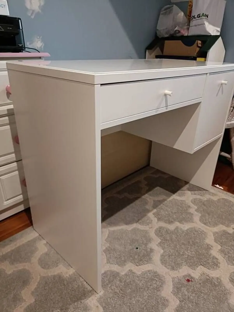 Dressing Table - Image 2