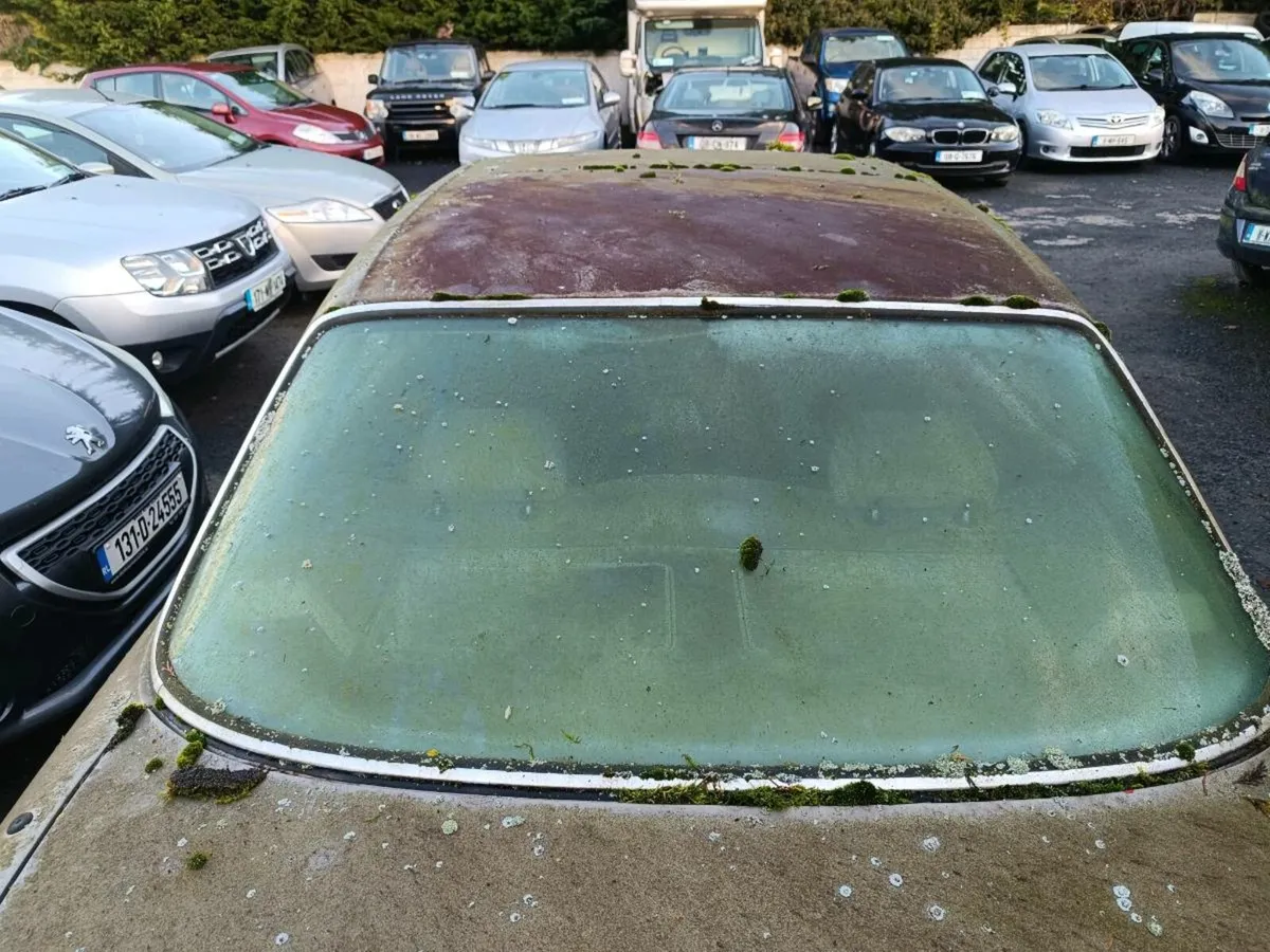 Barn find 4.2 v8 SE Merc - Image 4