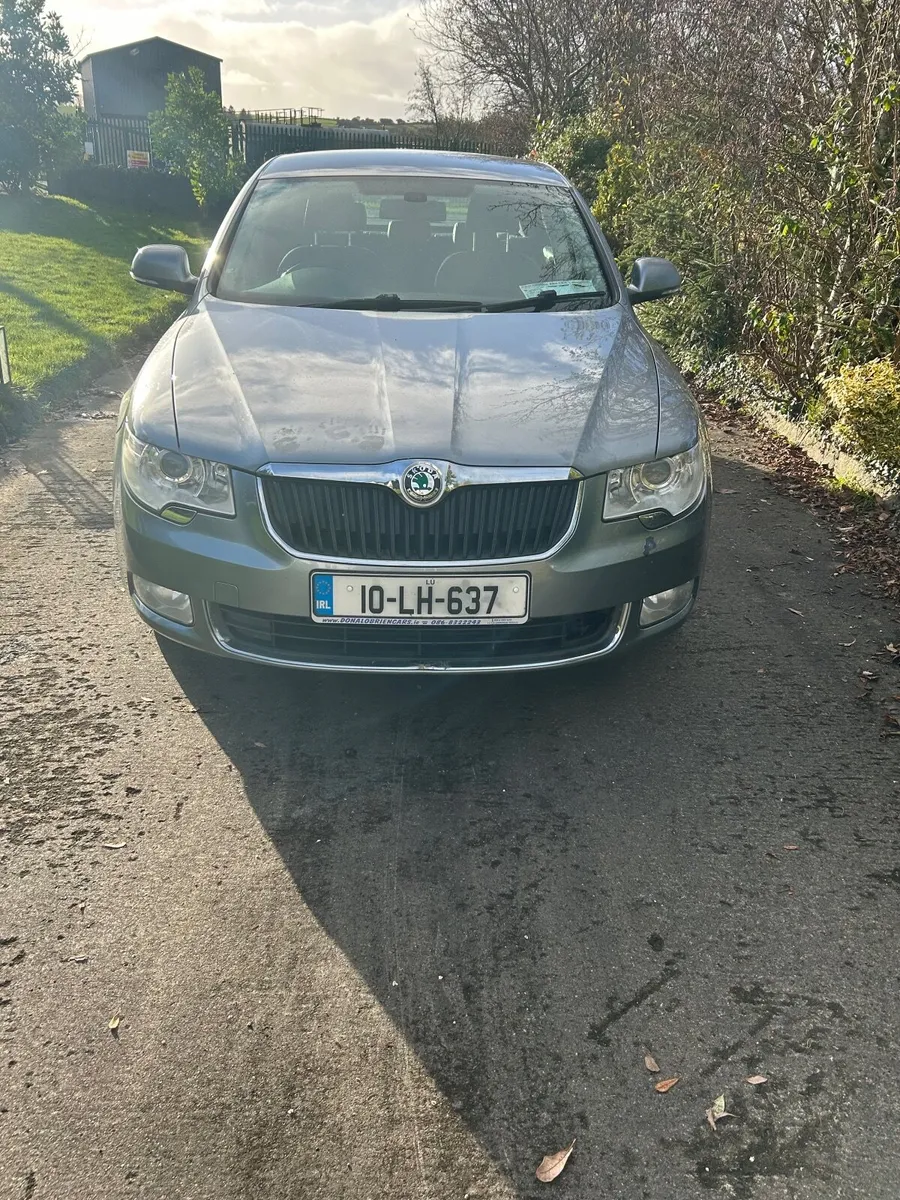 Skoda Superb 2010 - Image 2