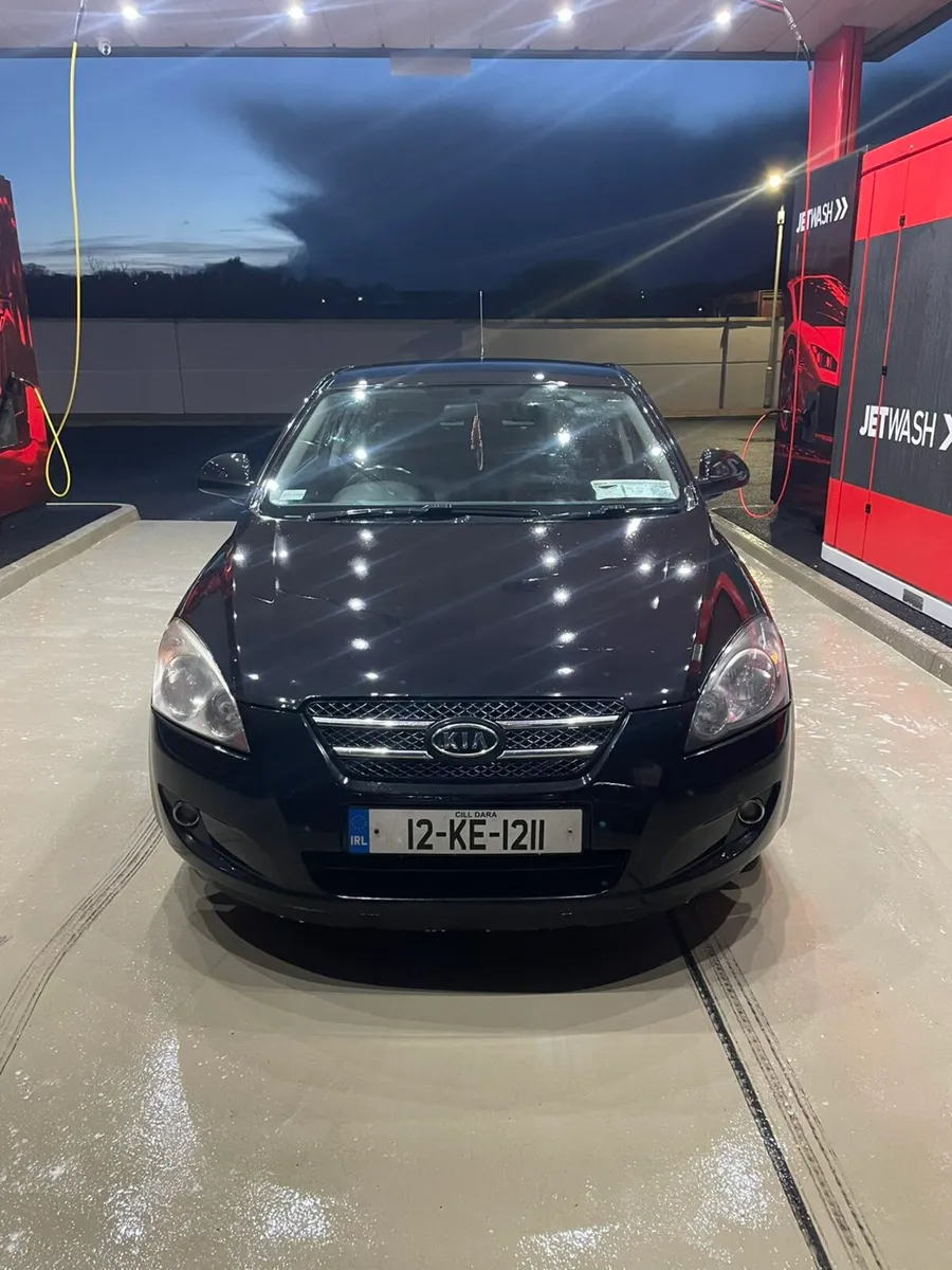 2012 Kia Proceed - Image 1