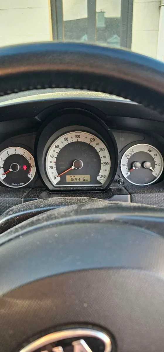 2012 Kia Proceed - Image 2