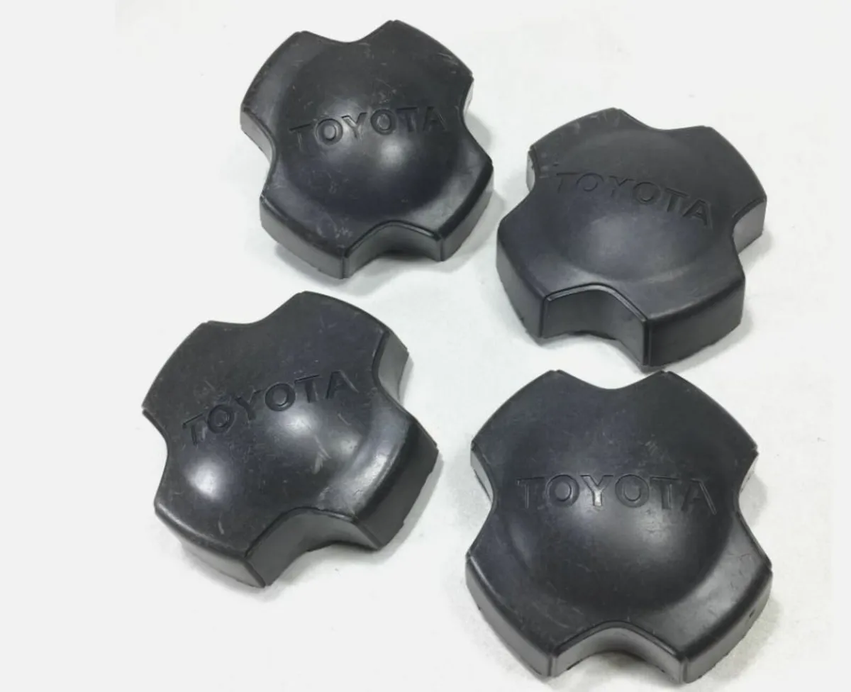 Set of 4 x Genuine Toyota Starlet Steel Wheel Caps - Image 3