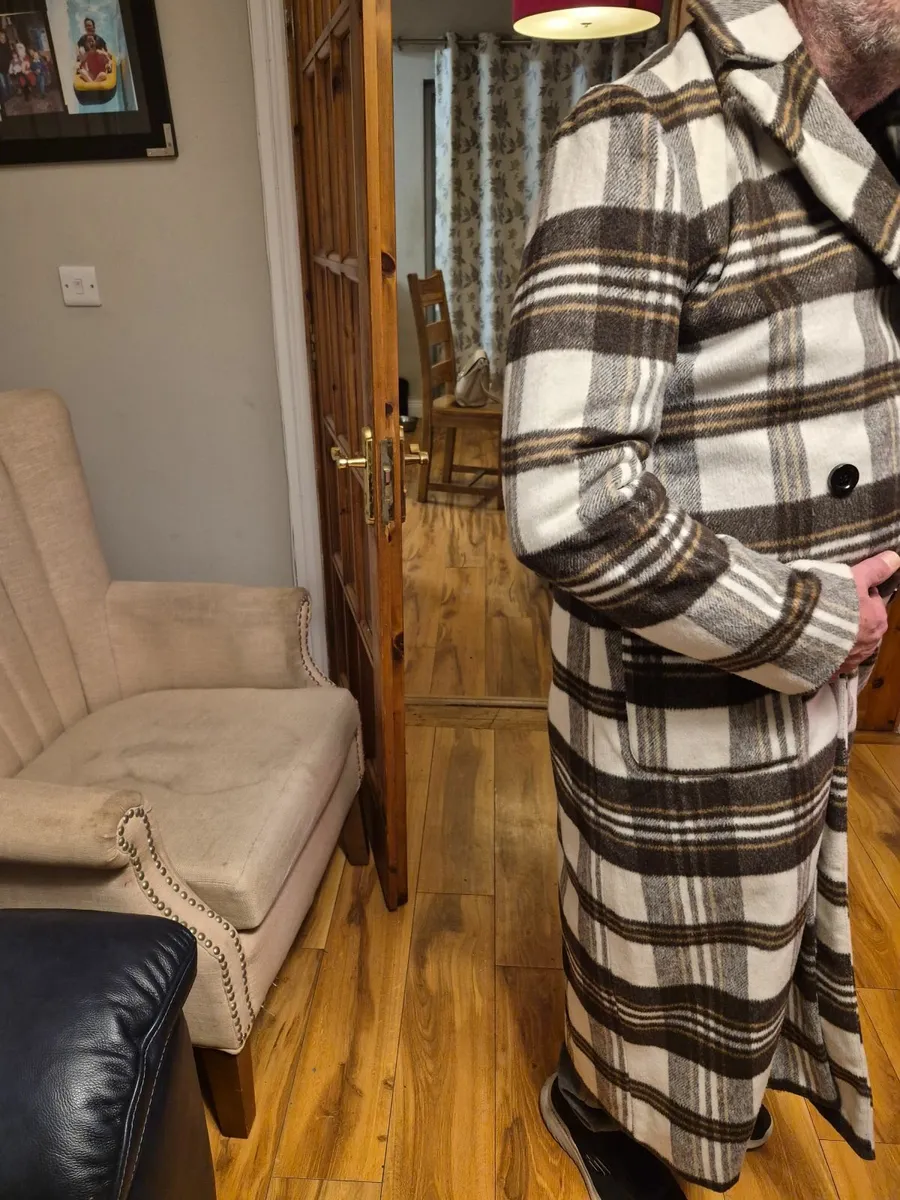 Ladies coat - Image 2