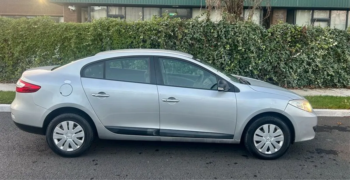Renault Fluence Automatic - New Nct - Image 4