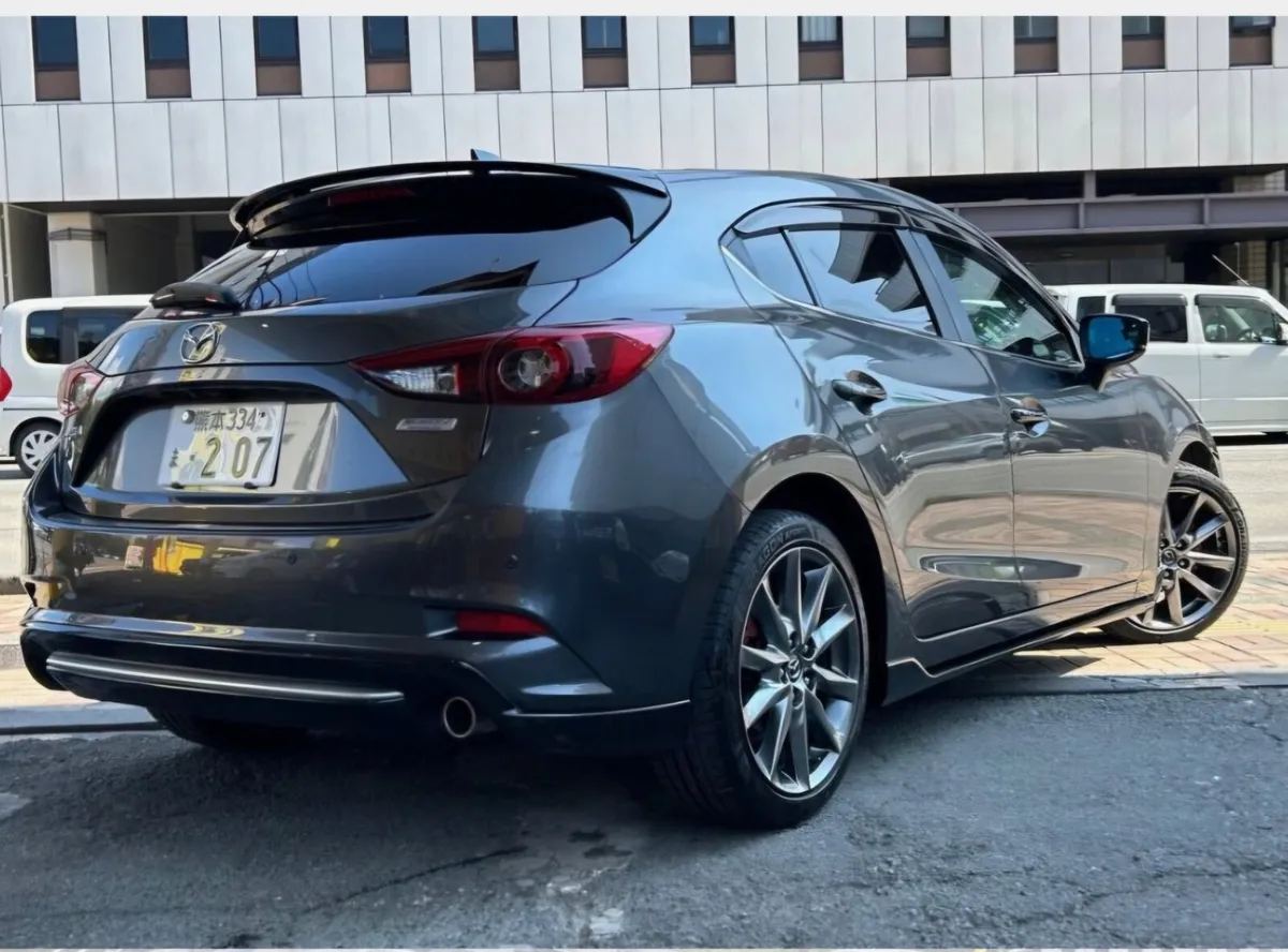 Madza Axela - Image 3